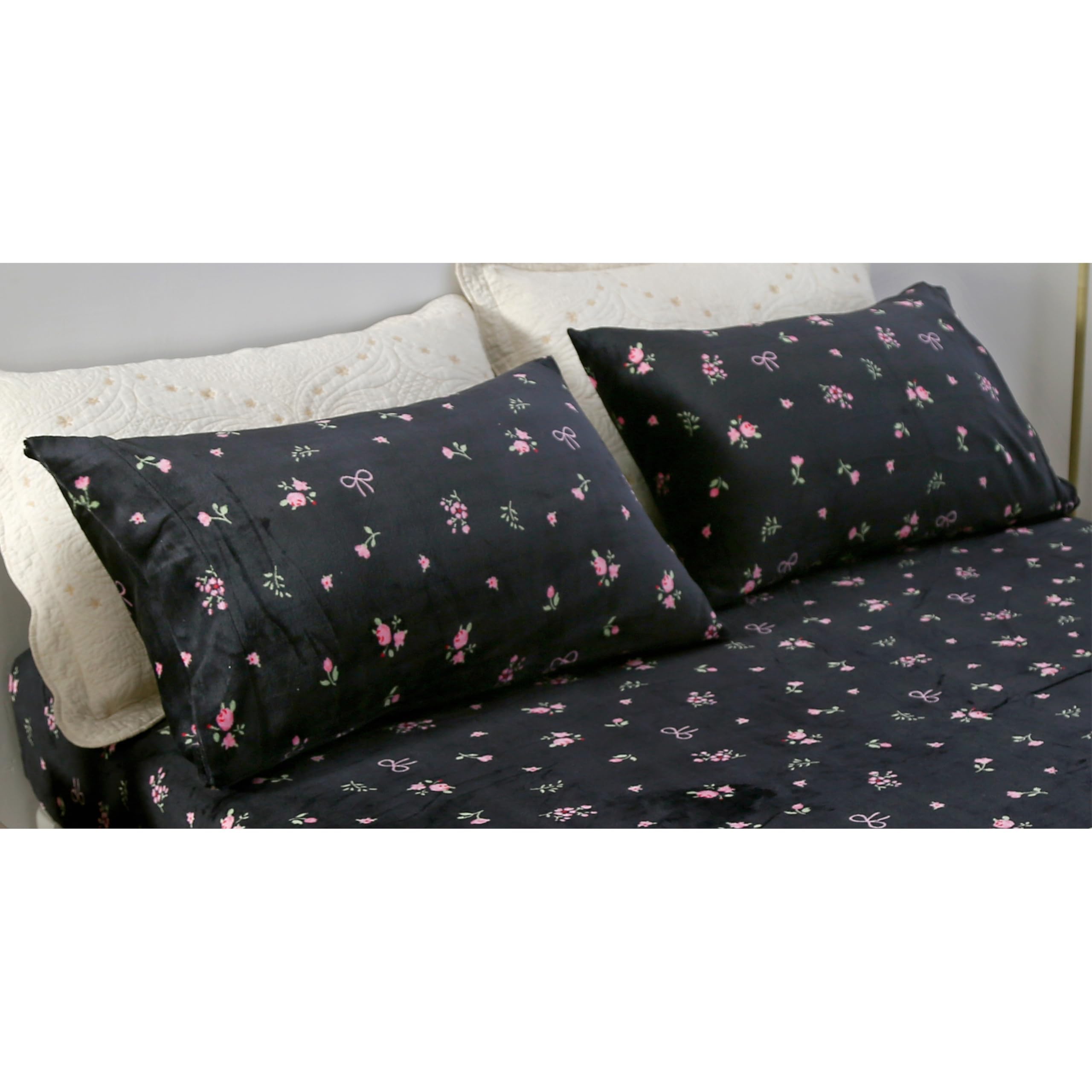 MAG 3Pcs Fleece Fitted Sheet Full Size with Brown Floral Pattern, Super Cute Fluffy Warm Flower Print Decor Bottom Sheets for Women Girls,included1*Fitted Sheet and 2*Pillowcases.