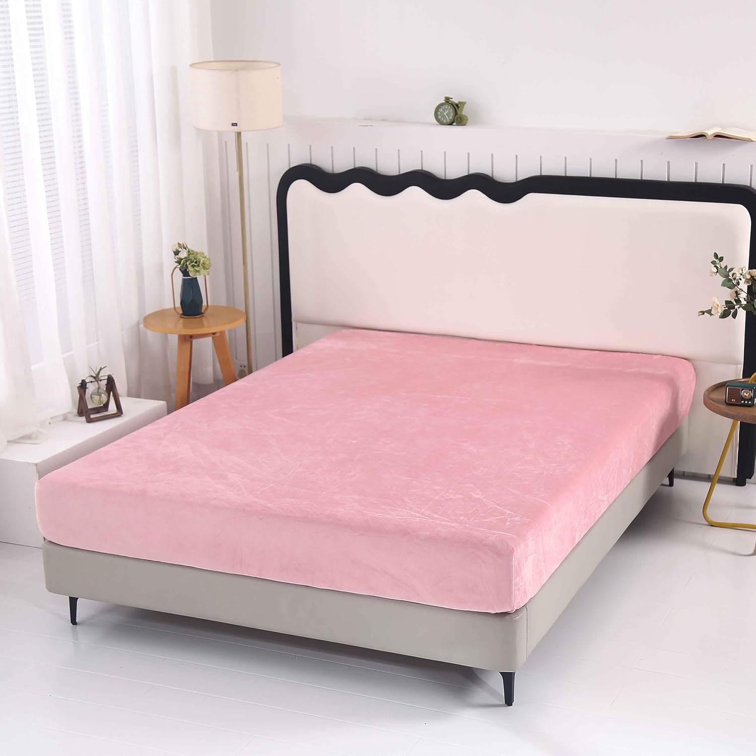 SDY Fleece Fitted Sheet only Queen Size with Deep Pocket 15.7”，No Pilling Fluffy Pink Queen Bottom Sheet Fit Mattress Up to 14”-16”,Wrinkle Free, Breathable for Warm Winter
