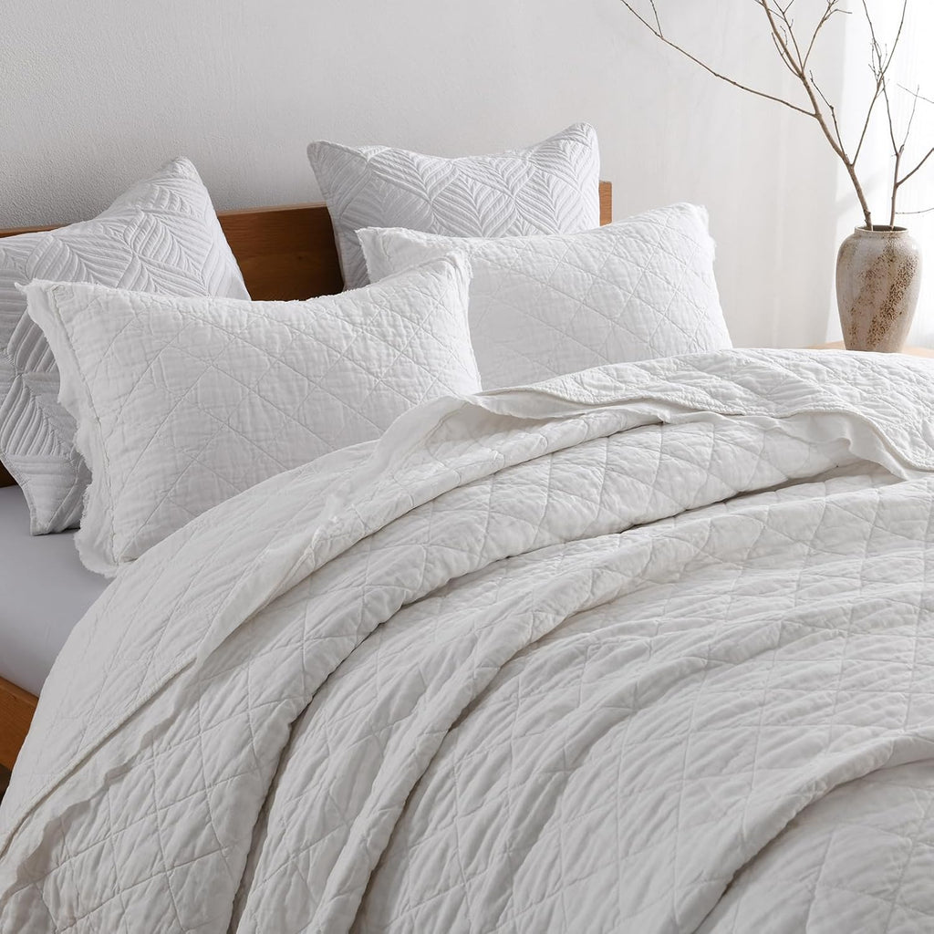 HORIMOTE HOME 100% Linen Front/100% Cotton Back Quilt Set Queen Size, White Pre-Washed European Flax Linen Quilt, Diamond Stitch Bedspread Coverlet Bedding Set 3-Piece for All Seasons