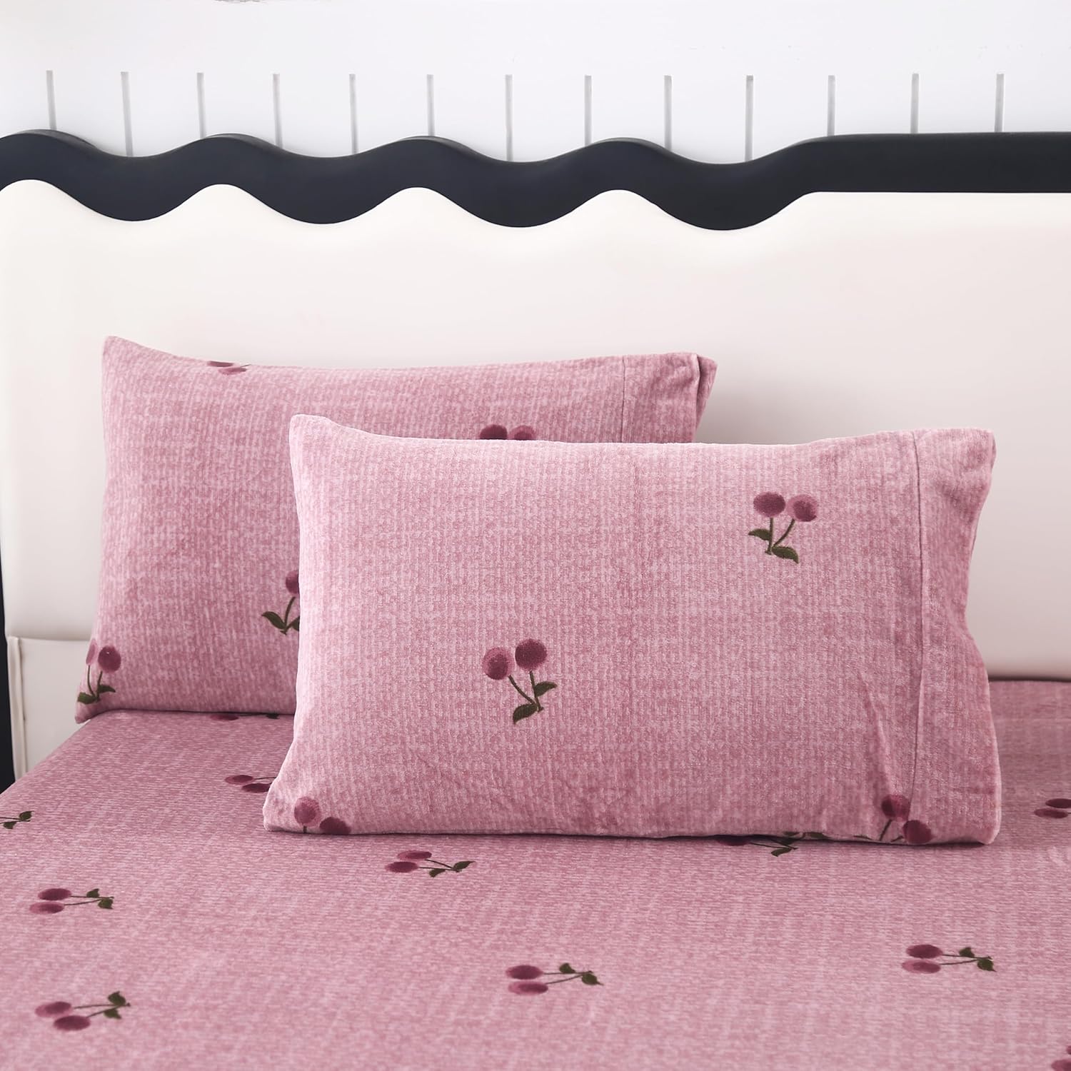 MAG 3Pcs Fleece Fitted Sheet Twin Size with Pink Cherry Pattern, Super Cute Fluffy Warm Bottom Sheets for Kids,Girls,included1*Fitted Sheet and 2*Pillowcases.