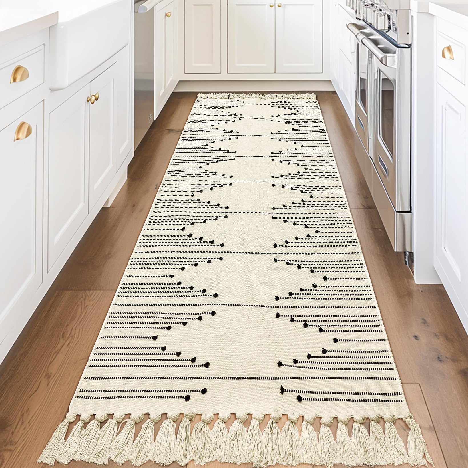 Tritard Washable Runners for Hallways 2x6 Boho Runner Rug with Tassels, Woven Cotton Kitchen Hallway Rug Runner Farmhouse Low Pile Rugs Carpet for Indoor Entryway Bathroom Laundry Bedroom, Black White