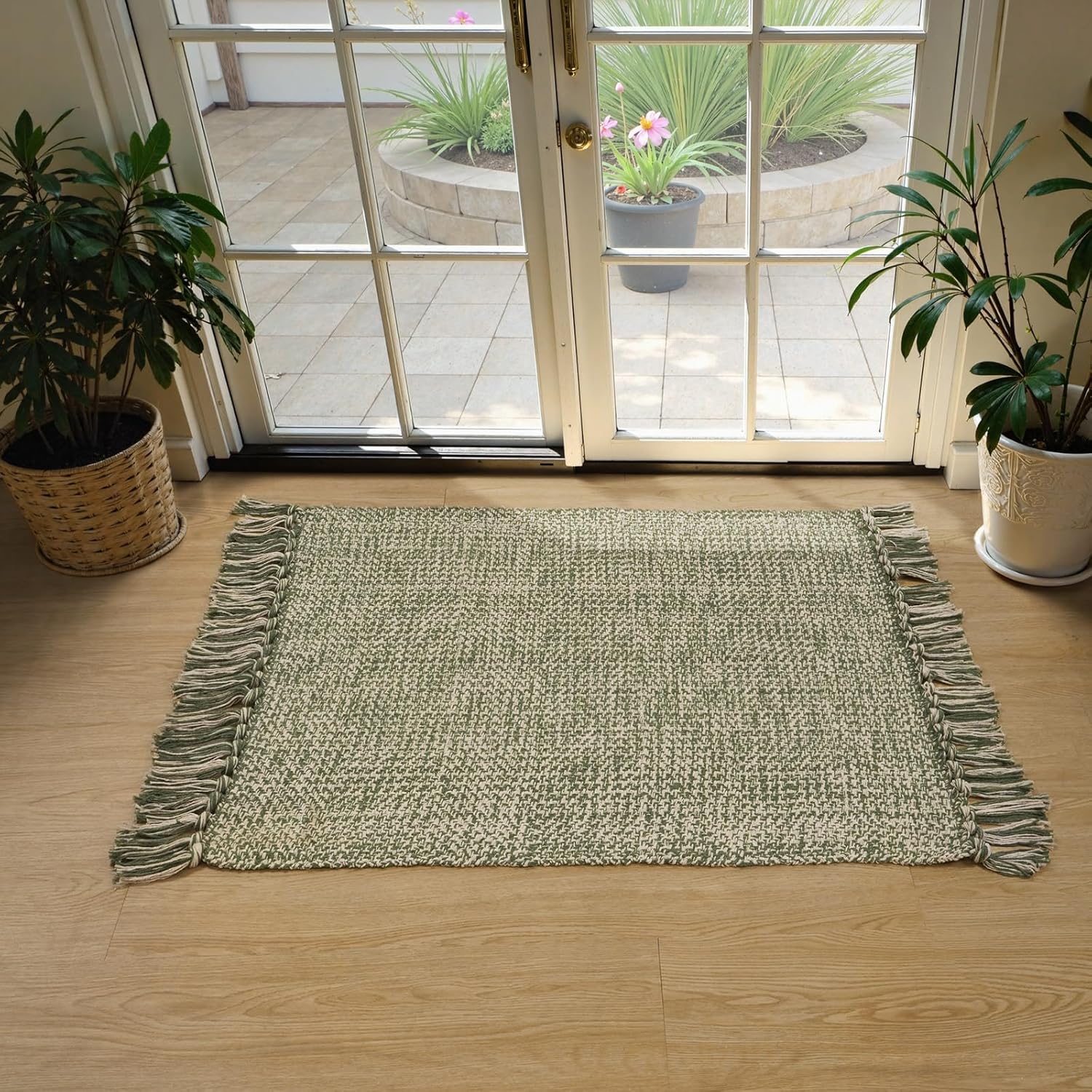 Collive 4x6 Area Rug, Natural/Black Woven Cotton Washable Modern Bedroom Rugs, Boho Dining Room Door Rug Carpet with Tassel for Living Room Nursery Room Office, Outdoor Rug for Patio Hallway Decor