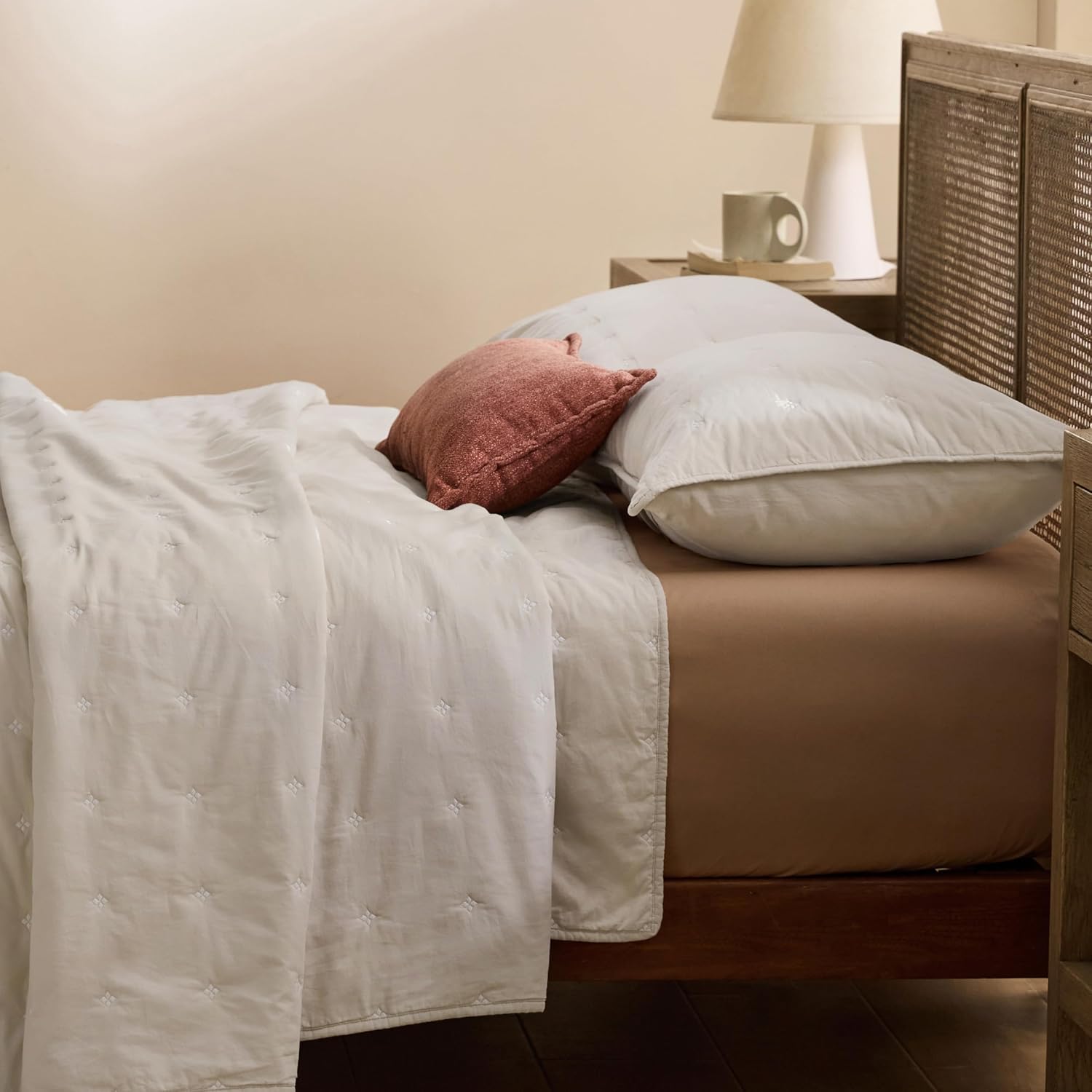 Bedsure 100% Cotton Quilt Set - Queen Size Bedspread, Lightweight Soft Bed Coverlet, PureWoven, 3-Piece Cozy Stitching Comforter with 2 Pillow Shams in Embroidery Clover Pattern, 90x96 in, Linen Beige