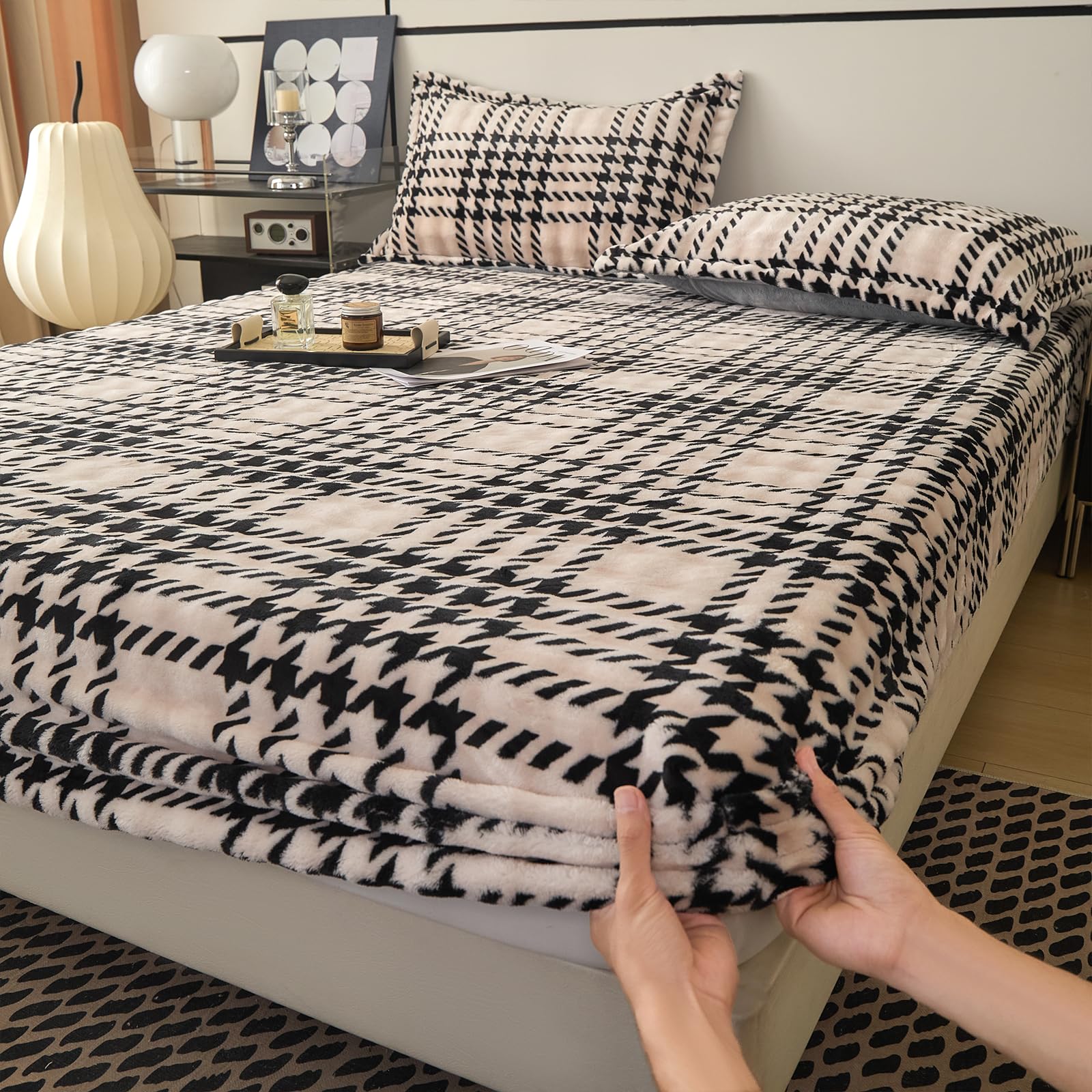 Twin Size Bed Sheet, Luxury Soft Cozy Twin Fitted Sheet with 2 PCS Pillowcases, Velvet Sheets Fits 15 inches Deep Pocket Mattress (Brown and Blue Plaid)