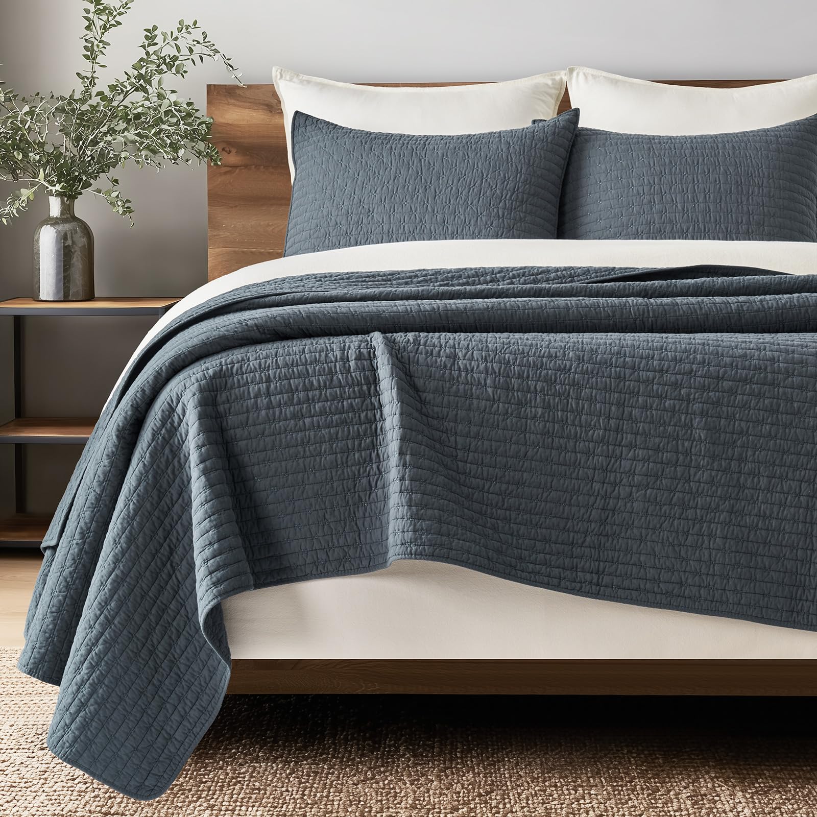 EVERGRACE Cotton Border Frame Tack-Stitch Quilt Bedding Set King Size, Coastal Oversized 3 Pieces Lightweight Bedspread Coverlet for All Season, with 2 Matching Shams, Blue Linen | Pick-Stitch Channel, Border Frame, Pre Washed, Oeko-Tex Certified, 100% Co