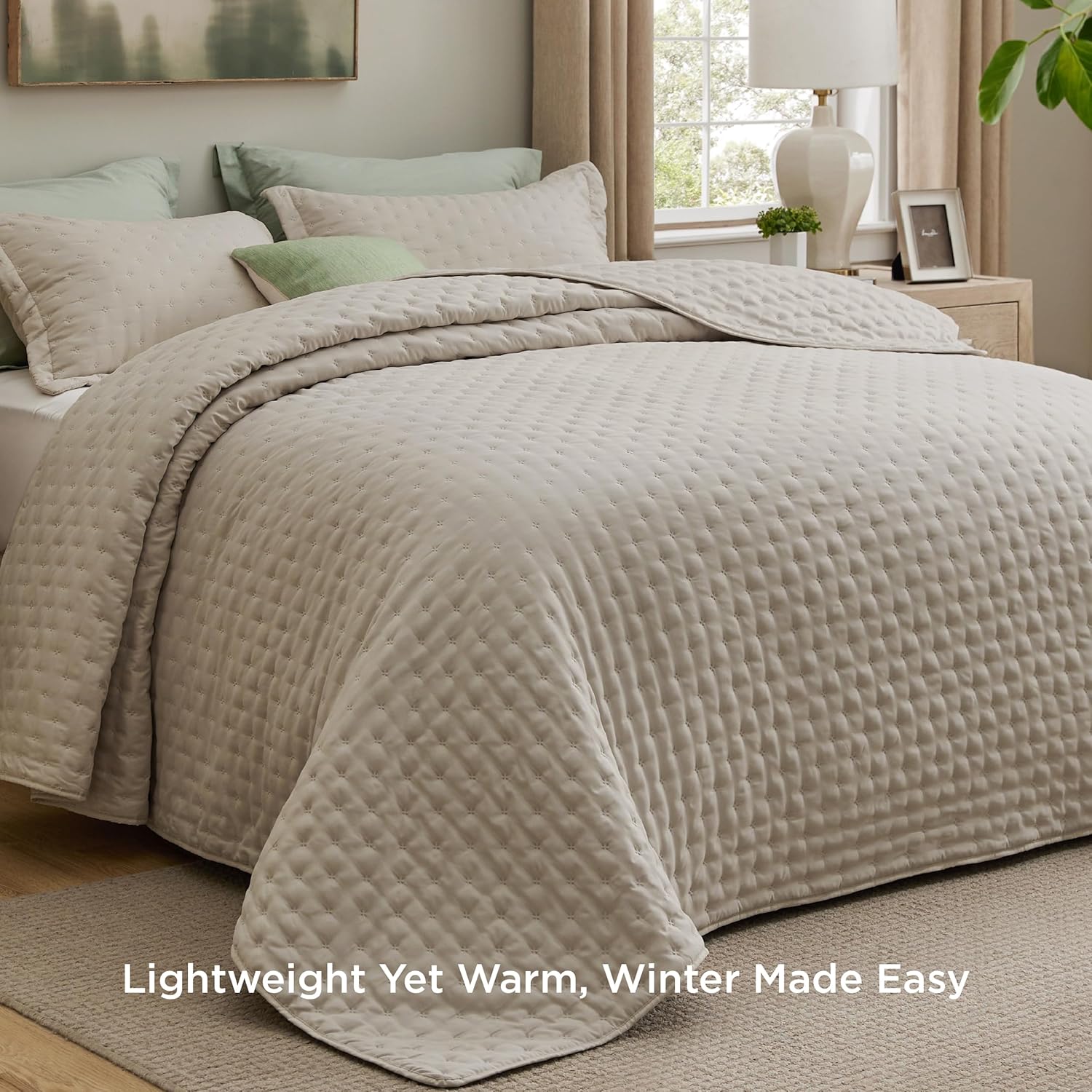 Bedsure Quilts Queen Size - Linen Bedspread Queen Size & Lightweight Comforter, Modern Farmhouse Coverlet with Clover Pattern, Ultra Soft All-Season Bedding, 90 x 96 Inches | Stitch-Free Quilting, Ultra Soft, Lightweight, Machine Washable, Pet-Friendly