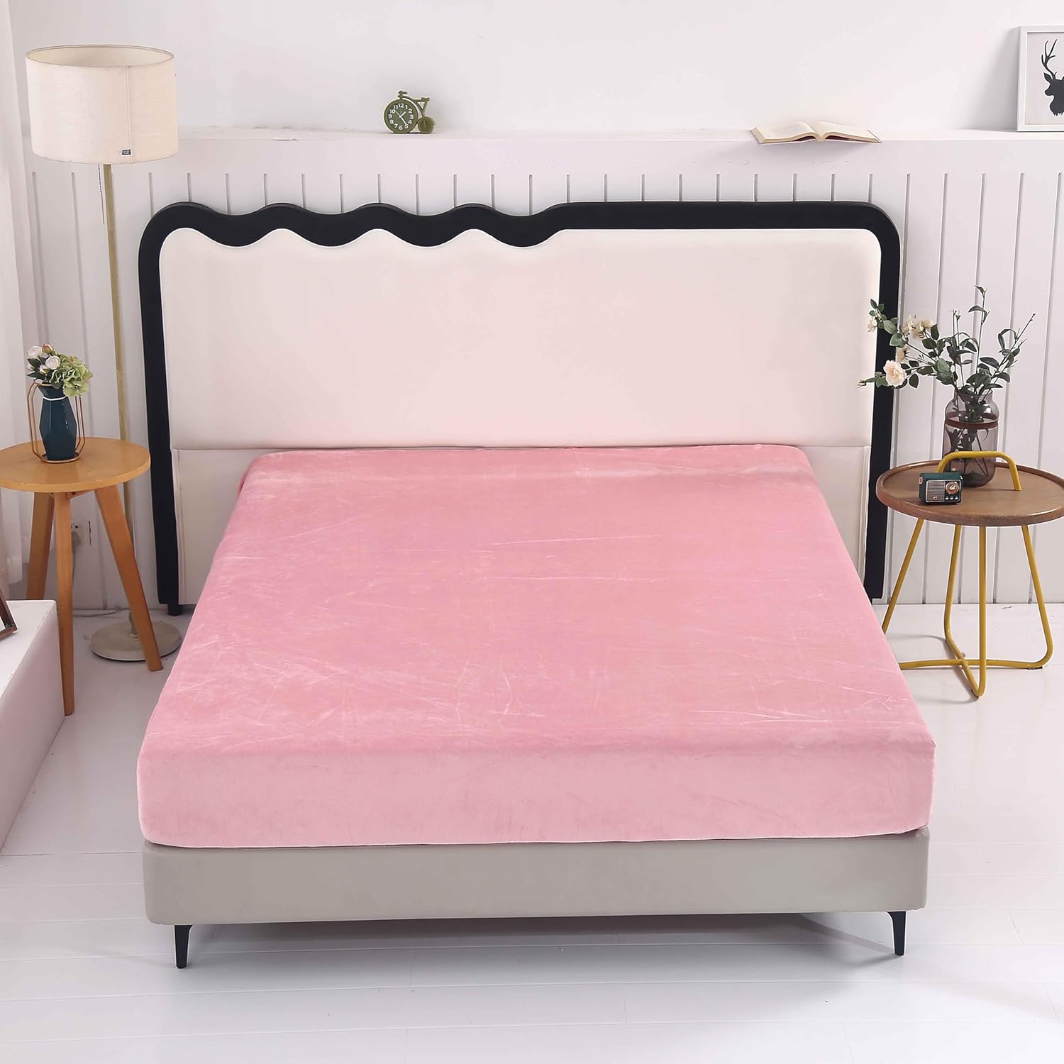 SDY Fleece Fitted Sheet only Queen Size with Deep Pocket 15.7”，No Pilling Fluffy Pink Queen Bottom Sheet Fit Mattress Up to 14”-16”,Wrinkle Free, Breathable for Warm Winter