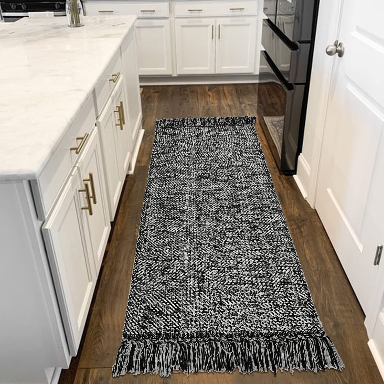 Collive Washable Area Rug 3' x 5', Modern Farmhouse Woven Kitchen Rugs, Tan/Cream Indoor Outddor Mat Braided Throw Carpet for Entryway Bedroom Nursery Laundry Living Room