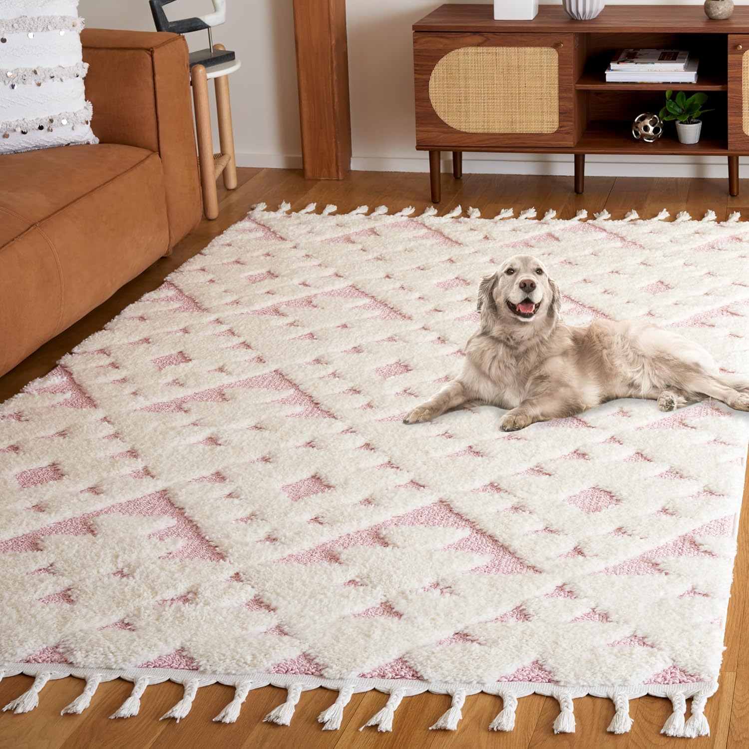 SAFAVIEH Area Rug 3x5 - Moroccan Tassel Shag Collection - Ivory, Non-Shedding & Easy to Clean, Plush High-Low Texture, Ideal for Living Room, Bedroom, Dining Space (MTS688C)