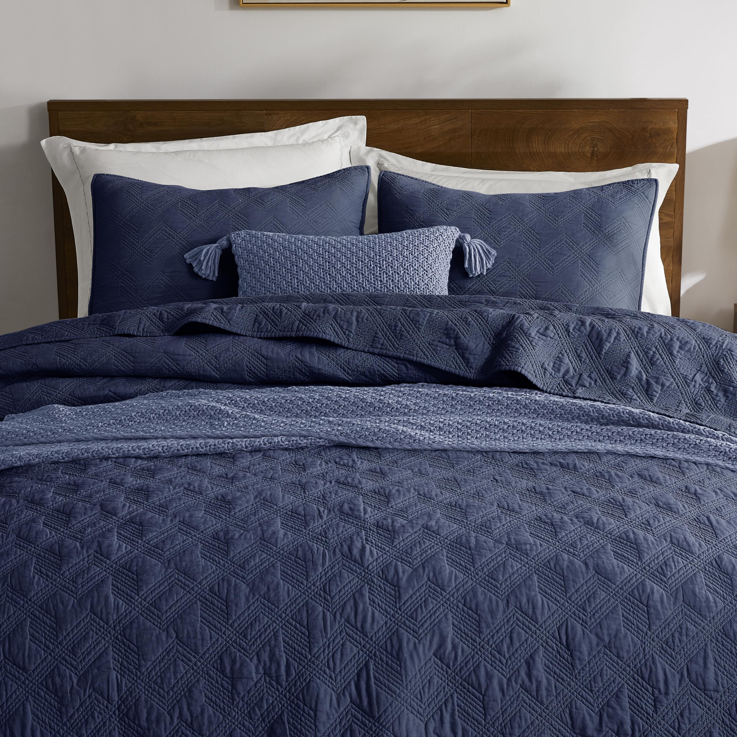 WDCOZY 100% Cotton Queen Size Quilt Set - Olive Green Pre-Washed Soft Lightweight Modern Bedspread, Farmhouse Country Rustic Coverlet, Textured Like Linen, Shabby Chic Gauze Bedding, 3 Pieces