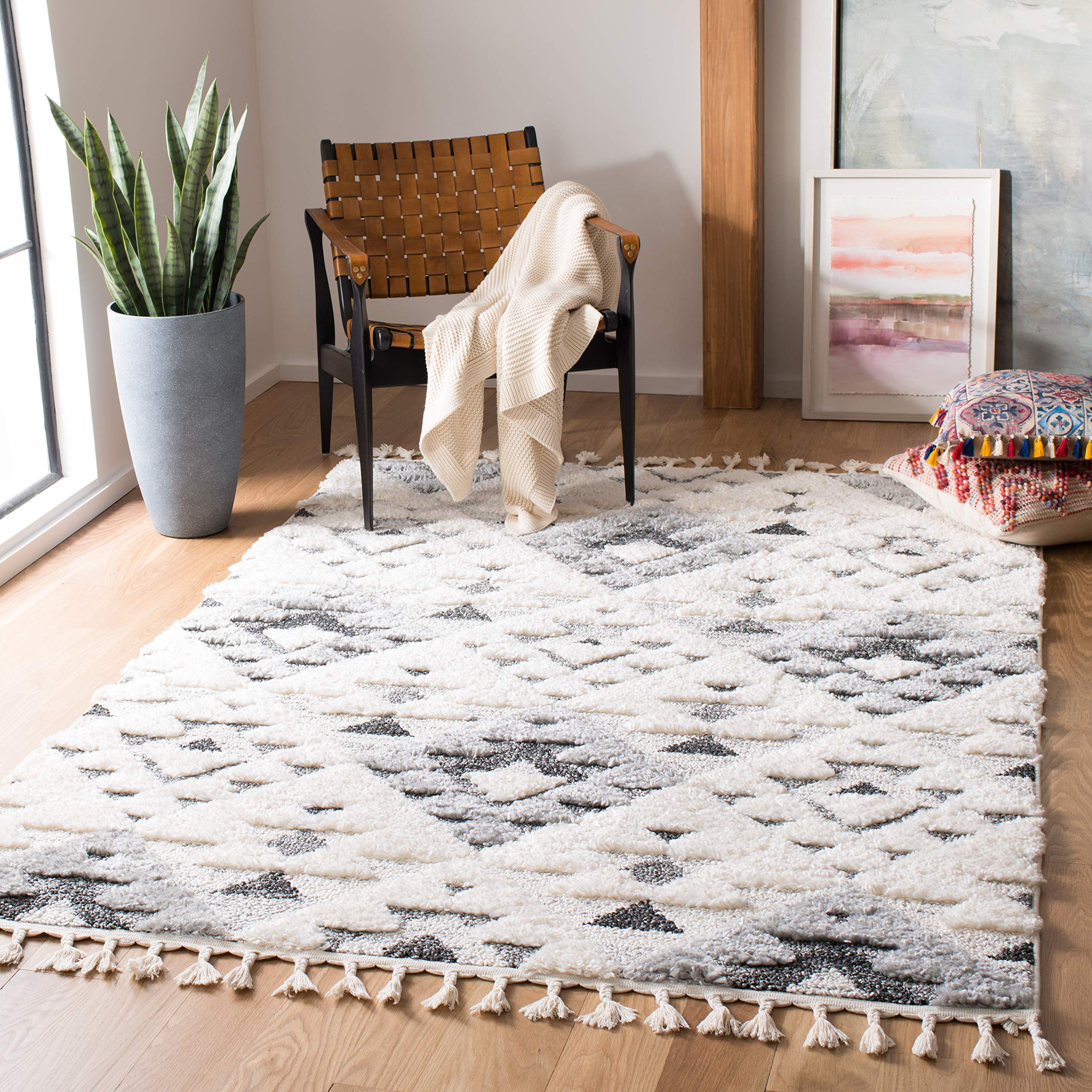 SAFAVIEH Area Rug 3x5 - Moroccan Tassel Shag Collection - Ivory, Non-Shedding & Easy to Clean, Plush High-Low Texture, Ideal for Living Room, Bedroom, Dining Space (MTS688C)