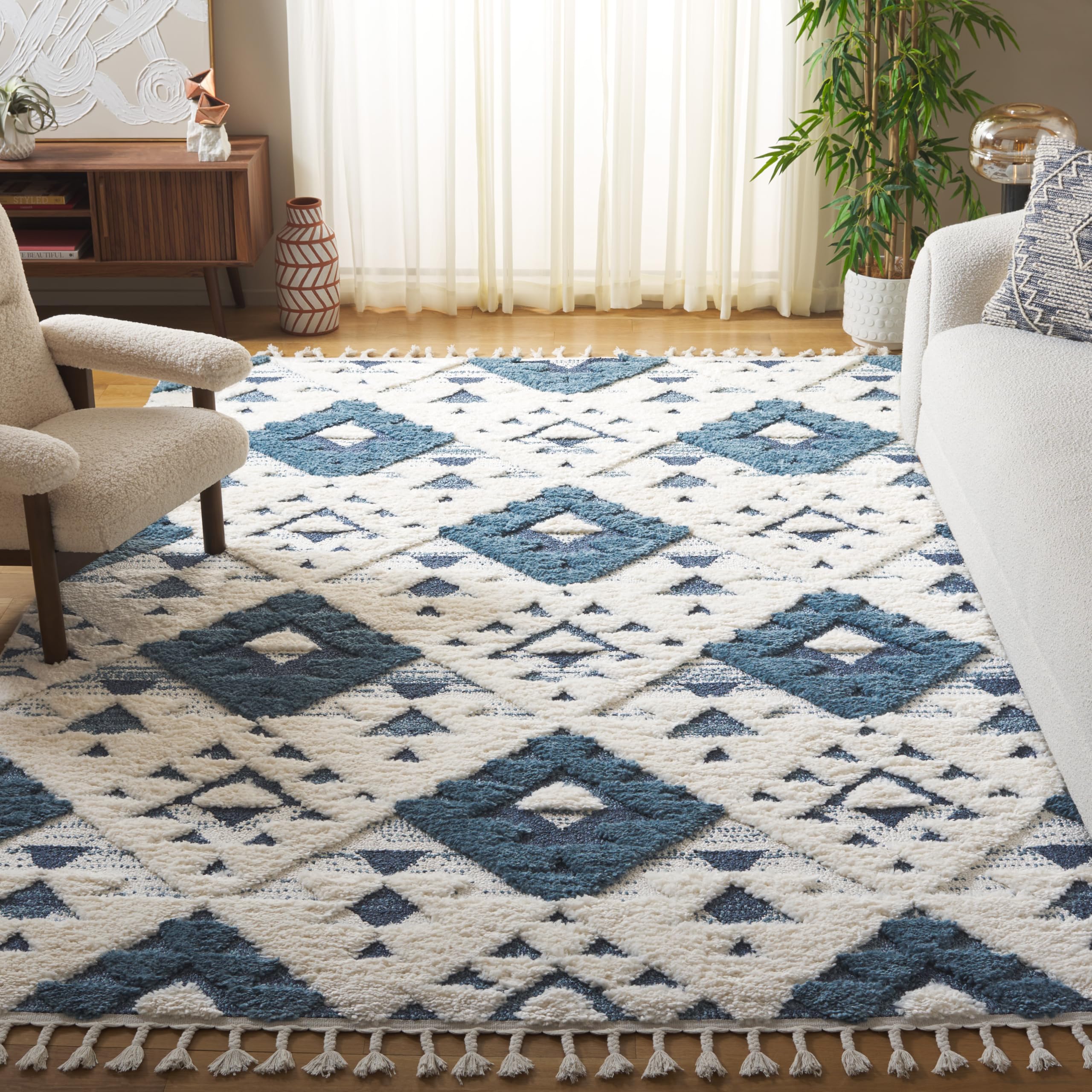 SAFAVIEH Area Rug 3x5 - Moroccan Tassel Shag Collection - Ivory, Non-Shedding & Easy to Clean, Plush High-Low Texture, Ideal for Living Room, Bedroom, Dining Space (MTS688C)