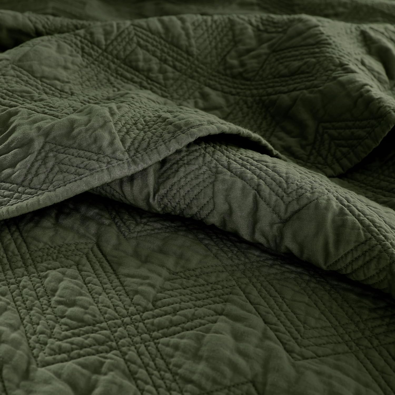 WDCOZY 100% Cotton Queen Size Quilt Set - Olive Green Pre-Washed Soft Lightweight Modern Bedspread, Farmhouse Country Rustic Coverlet, Textured Like Linen, Shabby Chic Gauze Bedding, 3 Pieces