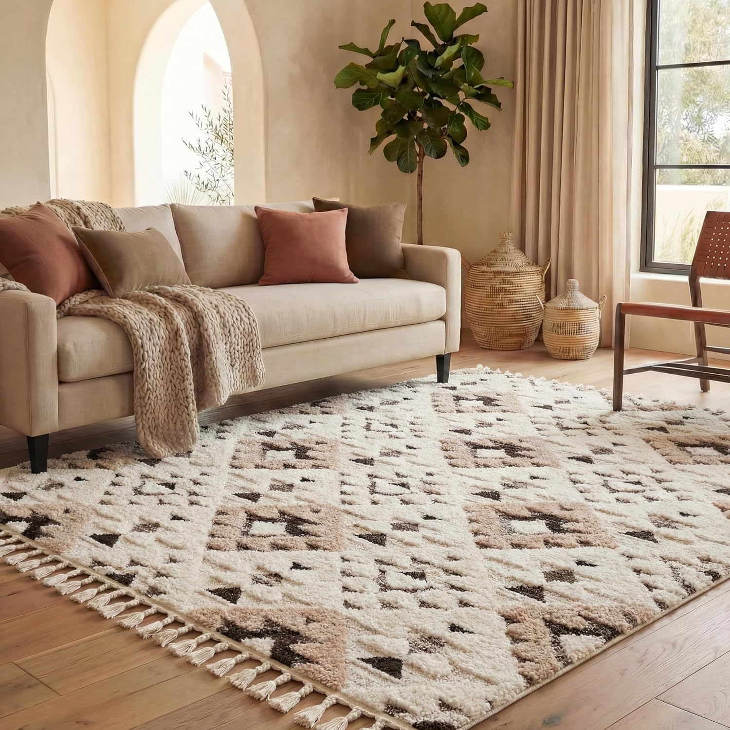 SAFAVIEH Area Rug 3x5 - Moroccan Tassel Shag Collection - Ivory, Non-Shedding & Easy to Clean, Plush High-Low Texture, Ideal for Living Room, Bedroom, Dining Space (MTS688C)