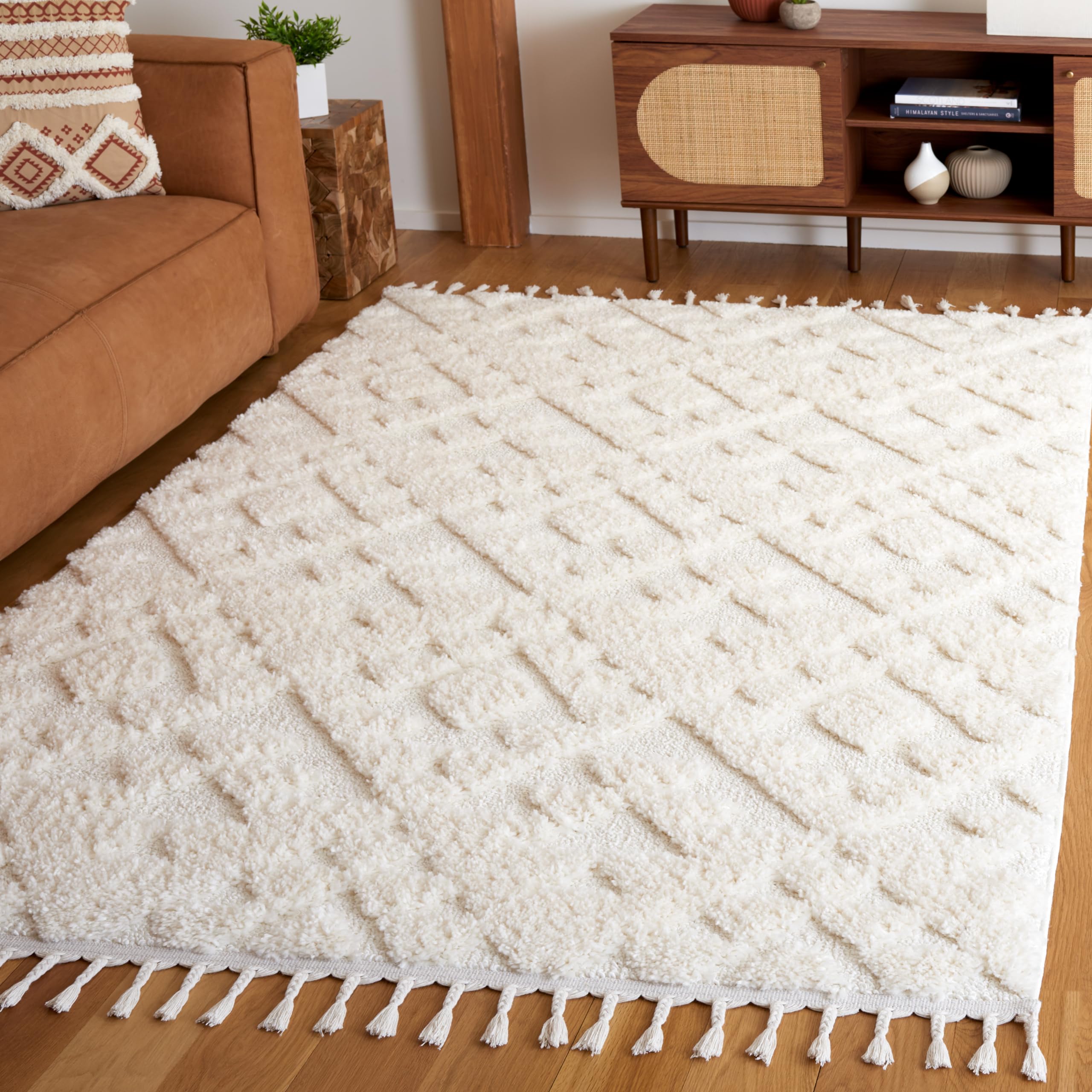 SAFAVIEH Area Rug 3x5 - Moroccan Tassel Shag Collection - Ivory, Non-Shedding & Easy to Clean, Plush High-Low Texture, Ideal for Living Room, Bedroom, Dining Space (MTS688C)