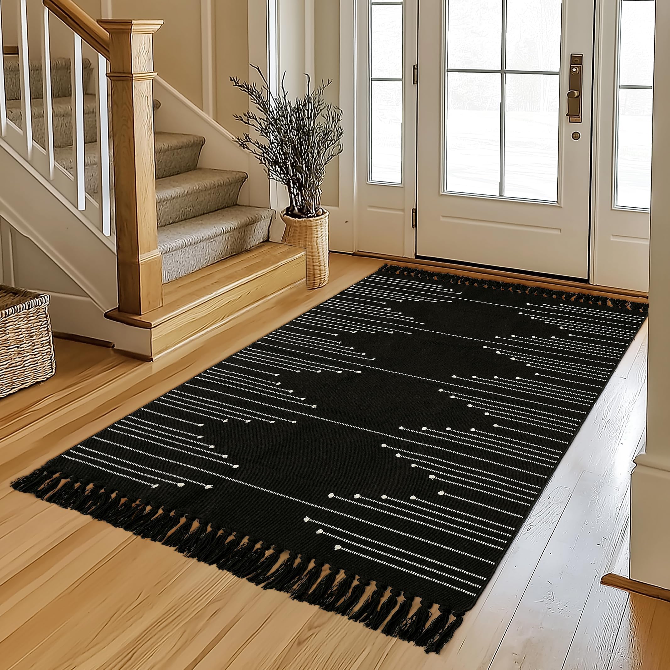 Tritard Washable Runners for Hallways 2x6 Boho Runner Rug with Tassels, Woven Cotton Kitchen Hallway Rug Runner Farmhouse Low Pile Rugs Carpet for Indoor Entryway Bathroom Laundry Bedroom, Black White