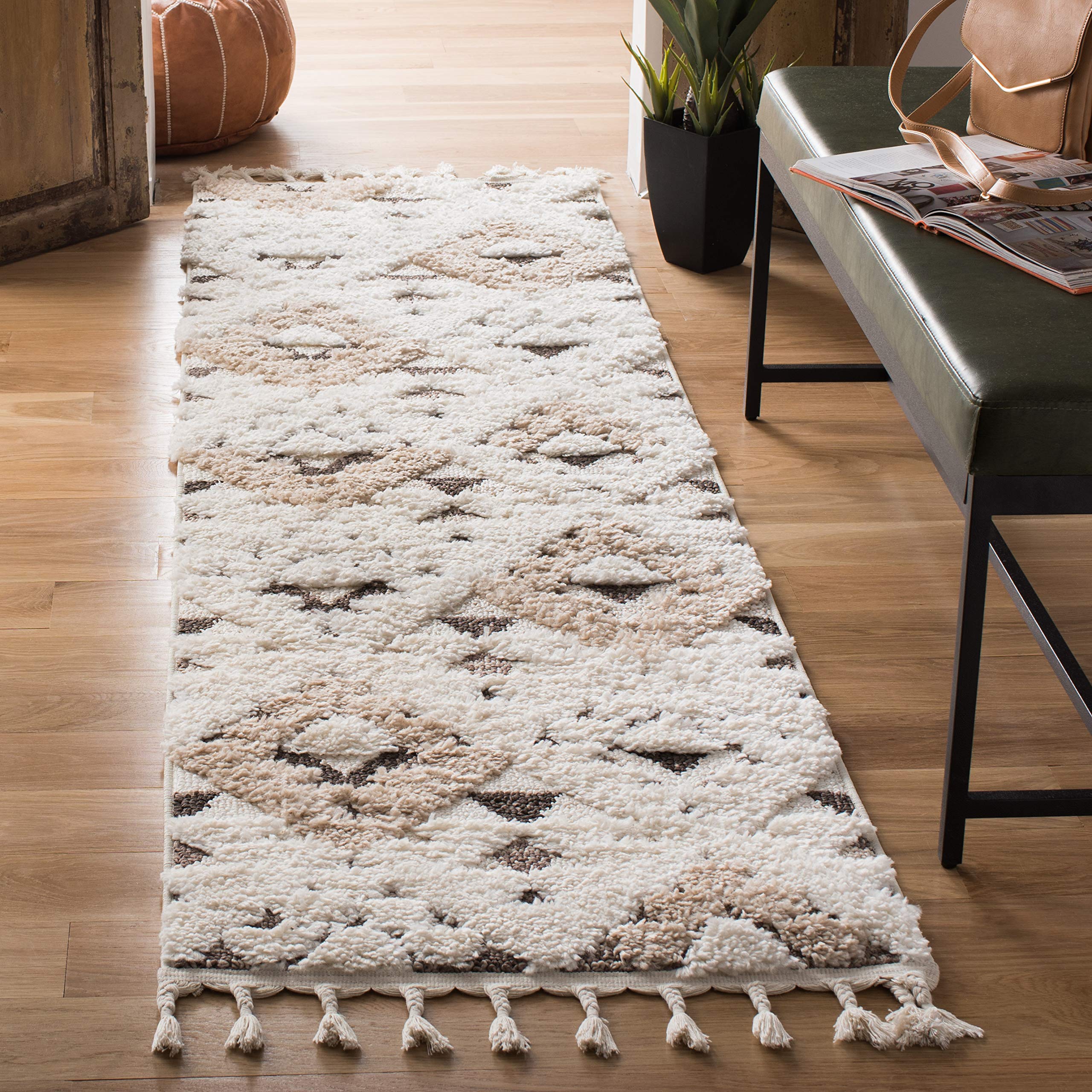 SAFAVIEH Area Rug 3x5 - Moroccan Tassel Shag Collection - Ivory, Non-Shedding & Easy to Clean, Plush High-Low Texture, Ideal for Living Room, Bedroom, Dining Space (MTS688C)