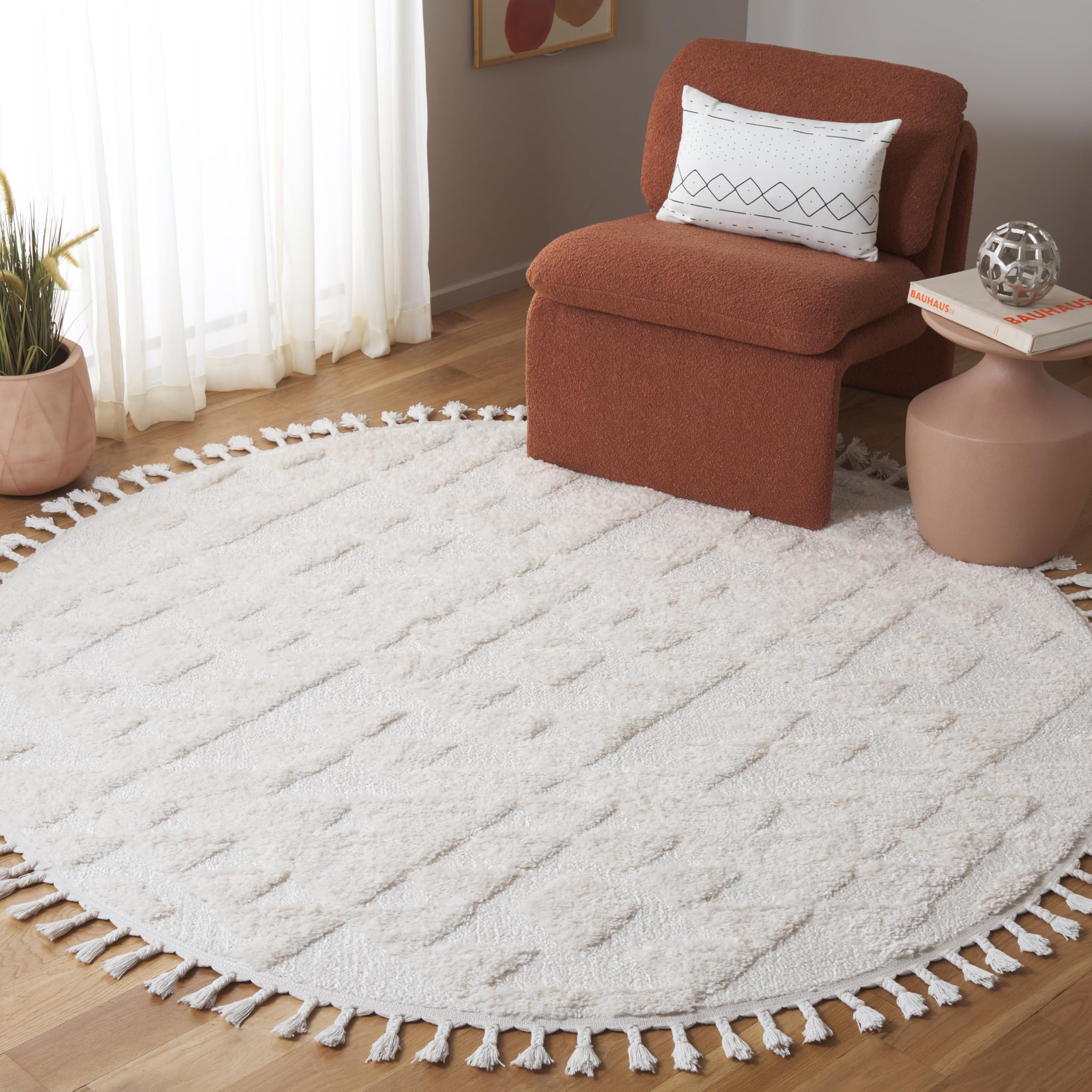 SAFAVIEH Area Rug 3x5 - Moroccan Tassel Shag Collection - Ivory, Non-Shedding & Easy to Clean, Plush High-Low Texture, Ideal for Living Room, Bedroom, Dining Space (MTS688C)
