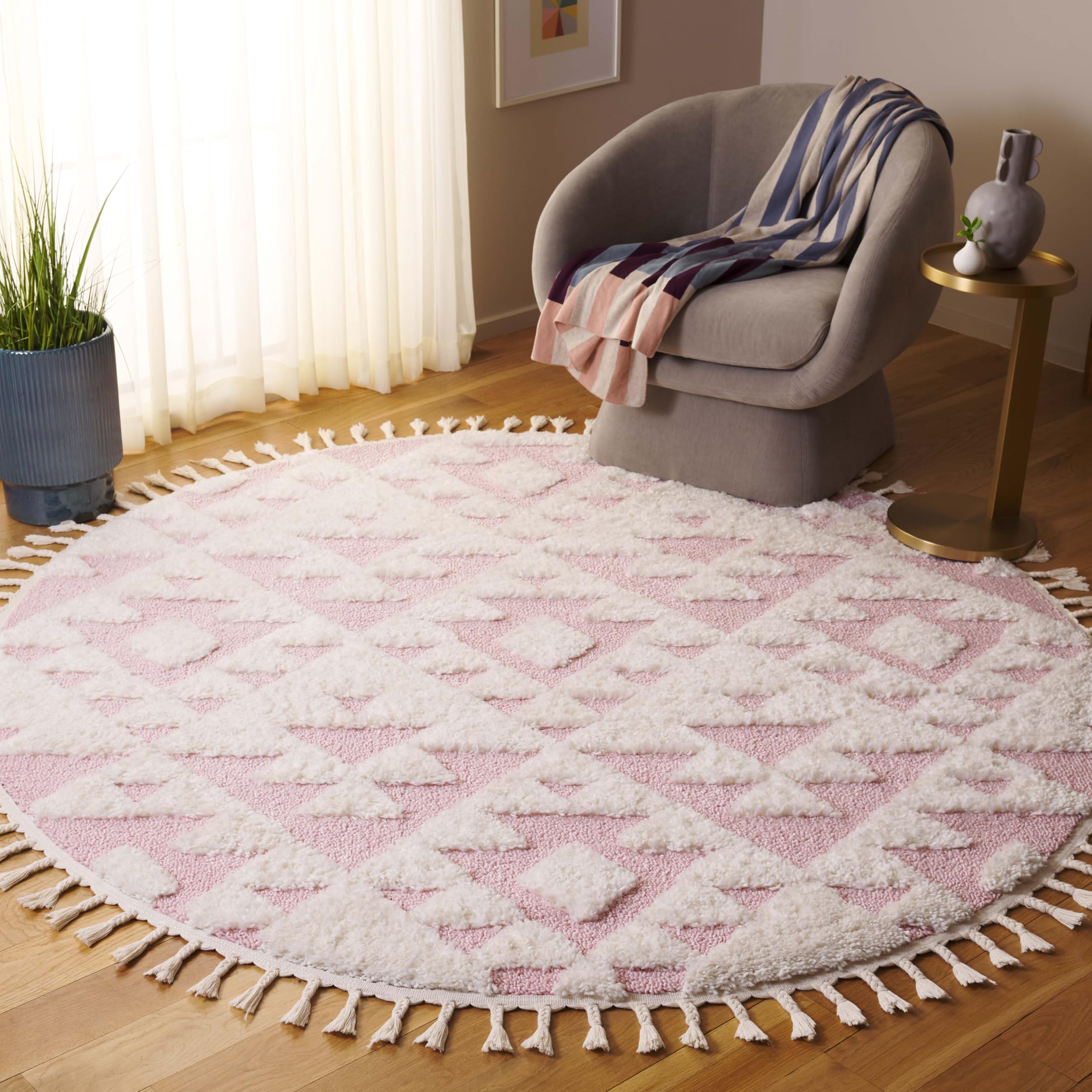 SAFAVIEH Area Rug 3x5 - Moroccan Tassel Shag Collection - Ivory, Non-Shedding & Easy to Clean, Plush High-Low Texture, Ideal for Living Room, Bedroom, Dining Space (MTS688C)
