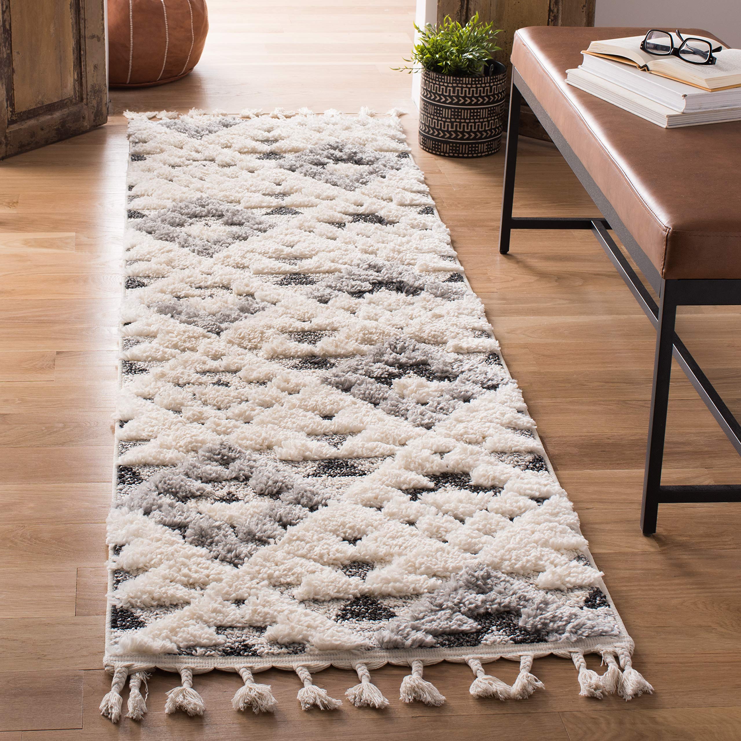 SAFAVIEH Area Rug 3x5 - Moroccan Tassel Shag Collection - Ivory, Non-Shedding & Easy to Clean, Plush High-Low Texture, Ideal for Living Room, Bedroom, Dining Space (MTS688C)