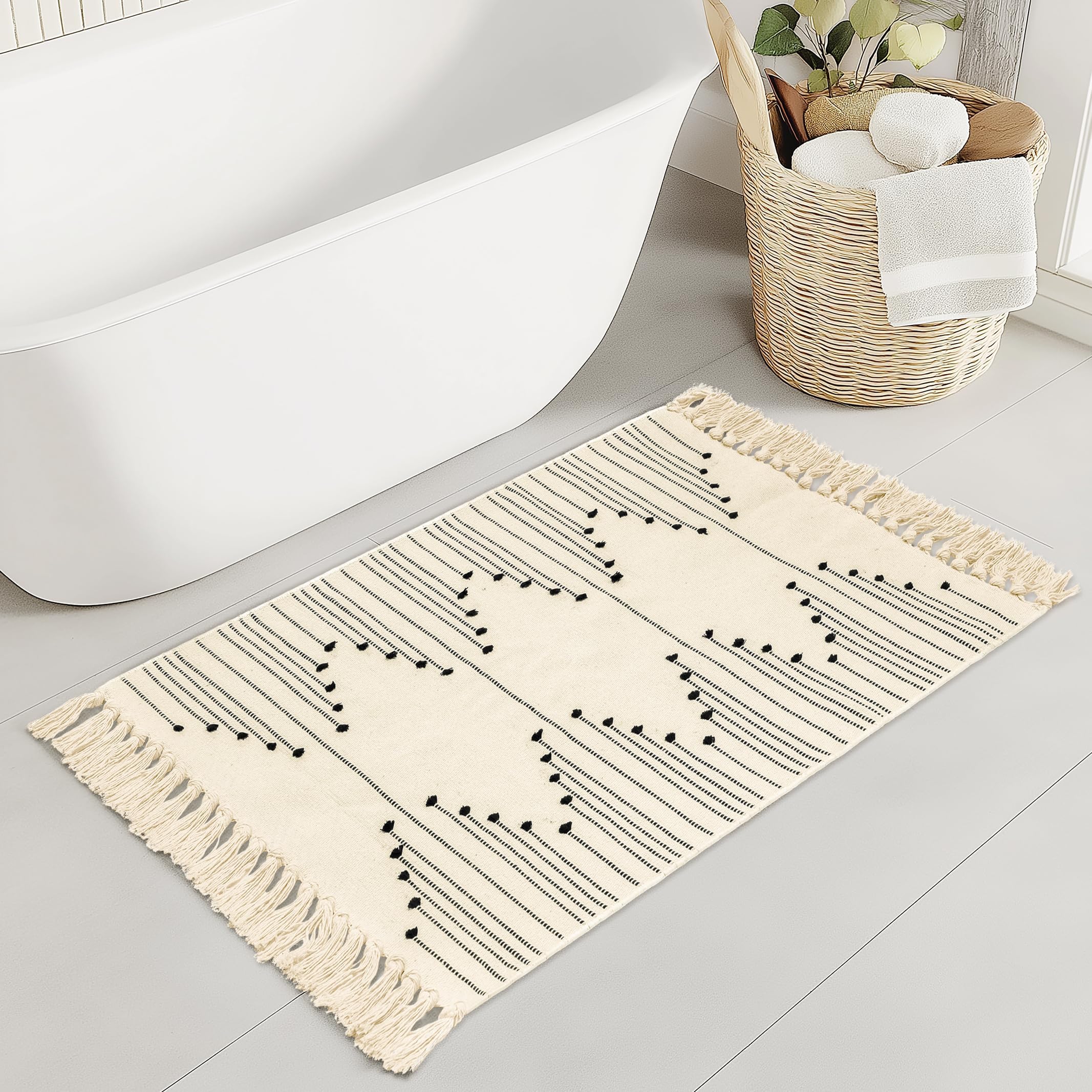Tritard Washable Runners for Hallways 2x6 Boho Runner Rug with Tassels, Woven Cotton Kitchen Hallway Rug Runner Farmhouse Low Pile Rugs Carpet for Indoor Entryway Bathroom Laundry Bedroom, Black White