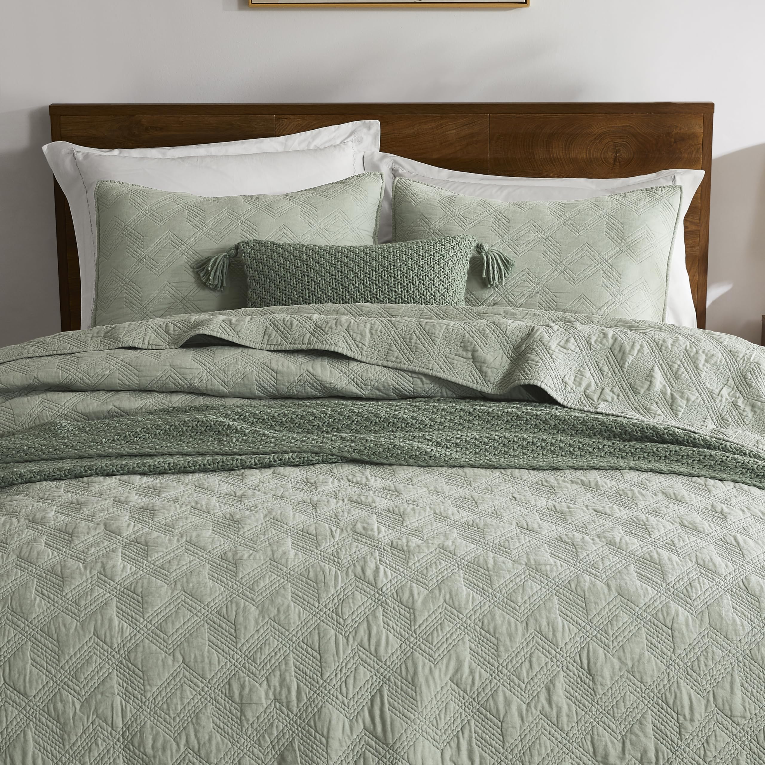 WDCOZY 100% Cotton Queen Size Quilt Set - Olive Green Pre-Washed Soft Lightweight Modern Bedspread, Farmhouse Country Rustic Coverlet, Textured Like Linen, Shabby Chic Gauze Bedding, 3 Pieces