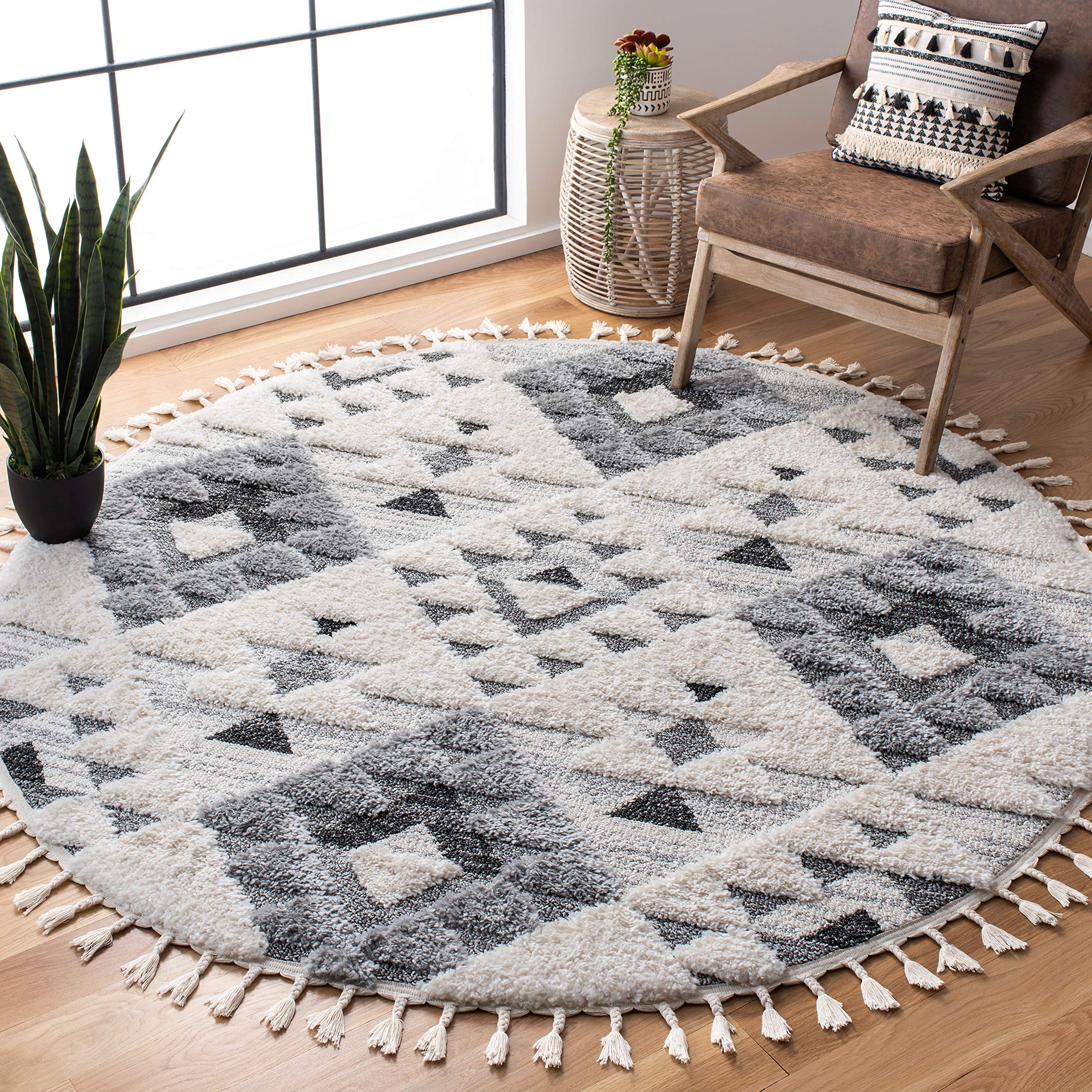 SAFAVIEH Area Rug 3x5 - Moroccan Tassel Shag Collection - Ivory, Non-Shedding & Easy to Clean, Plush High-Low Texture, Ideal for Living Room, Bedroom, Dining Space (MTS688C)
