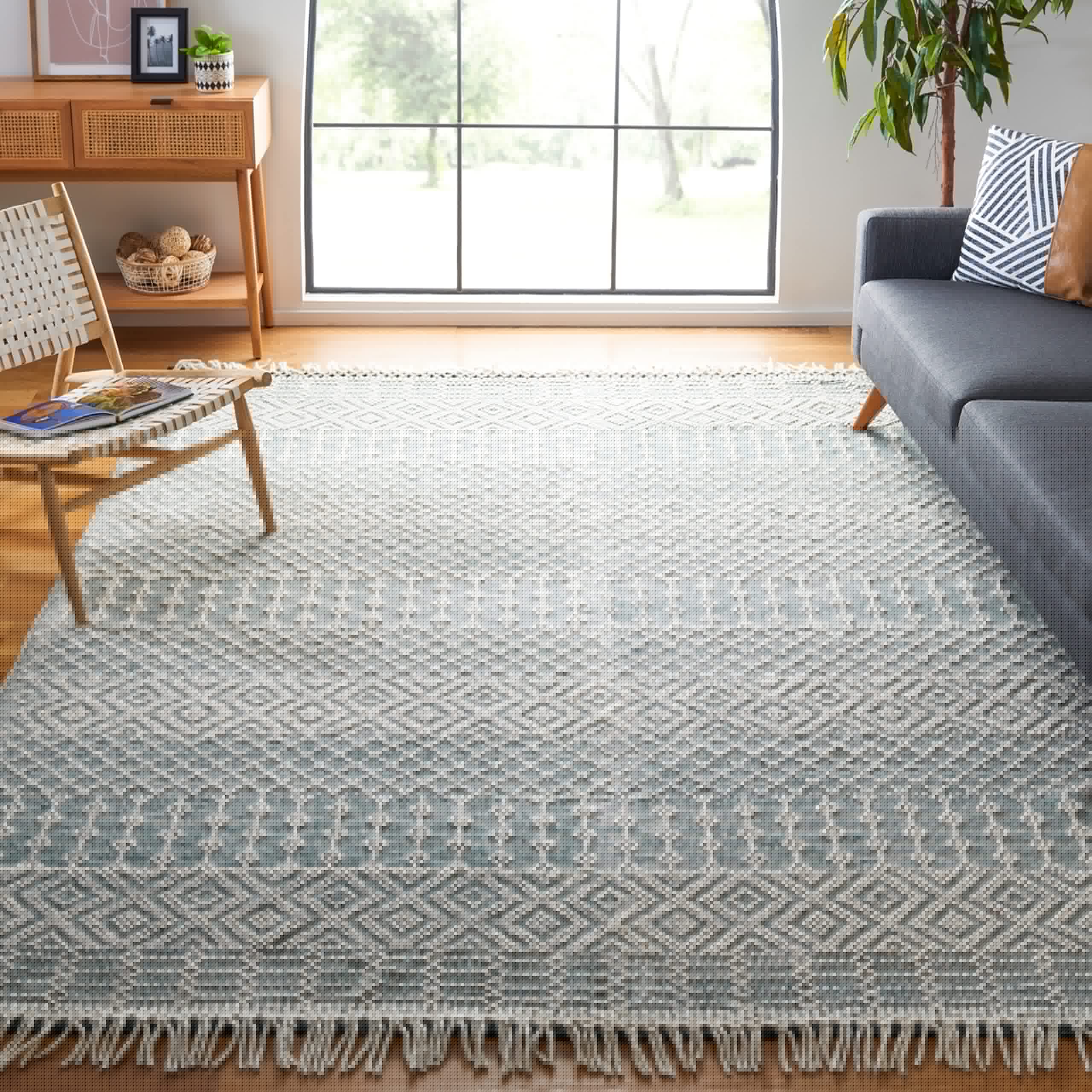 SAFAVIEH Natura Collection Accent Rug - 4' x 6', Ivory, Handmade Moroccan Boho Wool Fringe, Ideal for High Traffic Areas in Entryway, Living Room, Bedroom (NAT852B)