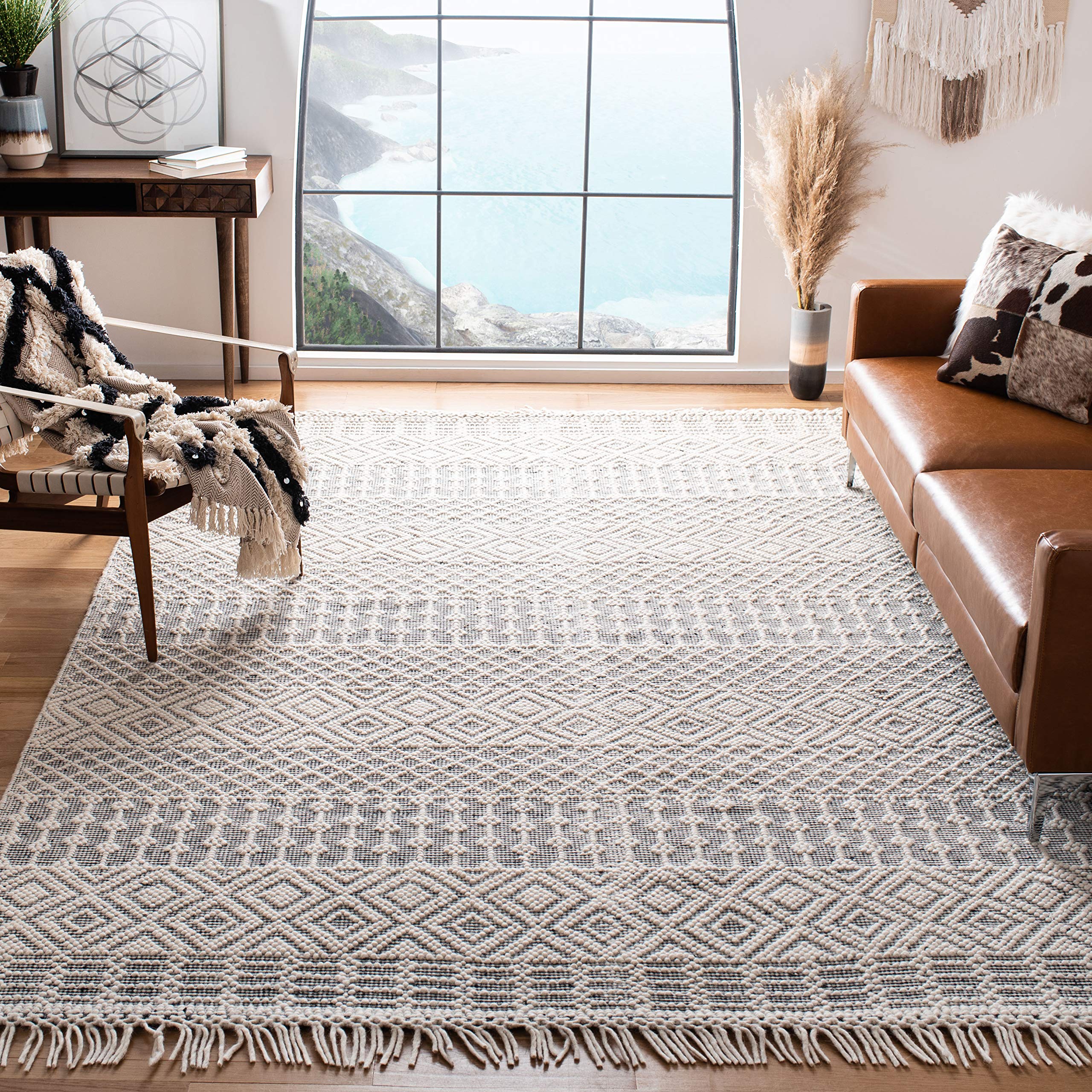 SAFAVIEH Natura Collection Accent Rug - 4' x 6', Ivory, Handmade Moroccan Boho Wool Fringe, Ideal for High Traffic Areas in Entryway, Living Room, Bedroom (NAT852B)